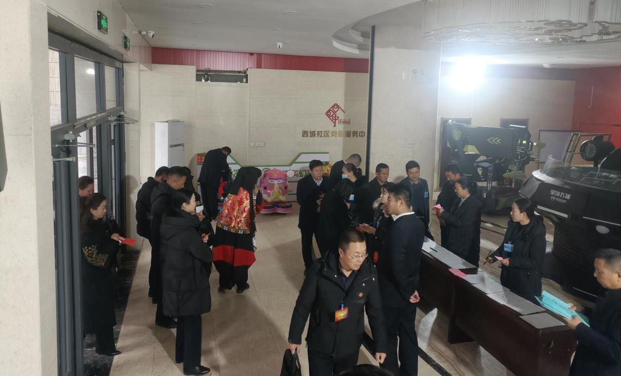 配图1