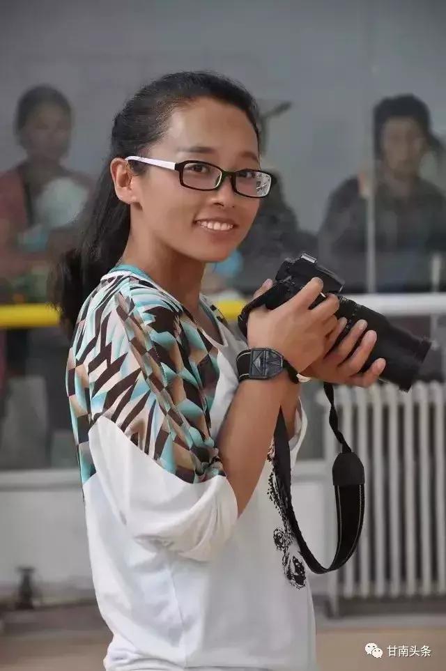 2ccc45b6601c4bea9b1ccd802484a3f9.jpg 2ccc45b6601c4bea9b1ccd802484a3f9.jpg